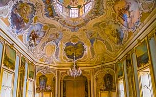 Эстенский дворец в Варезе италия